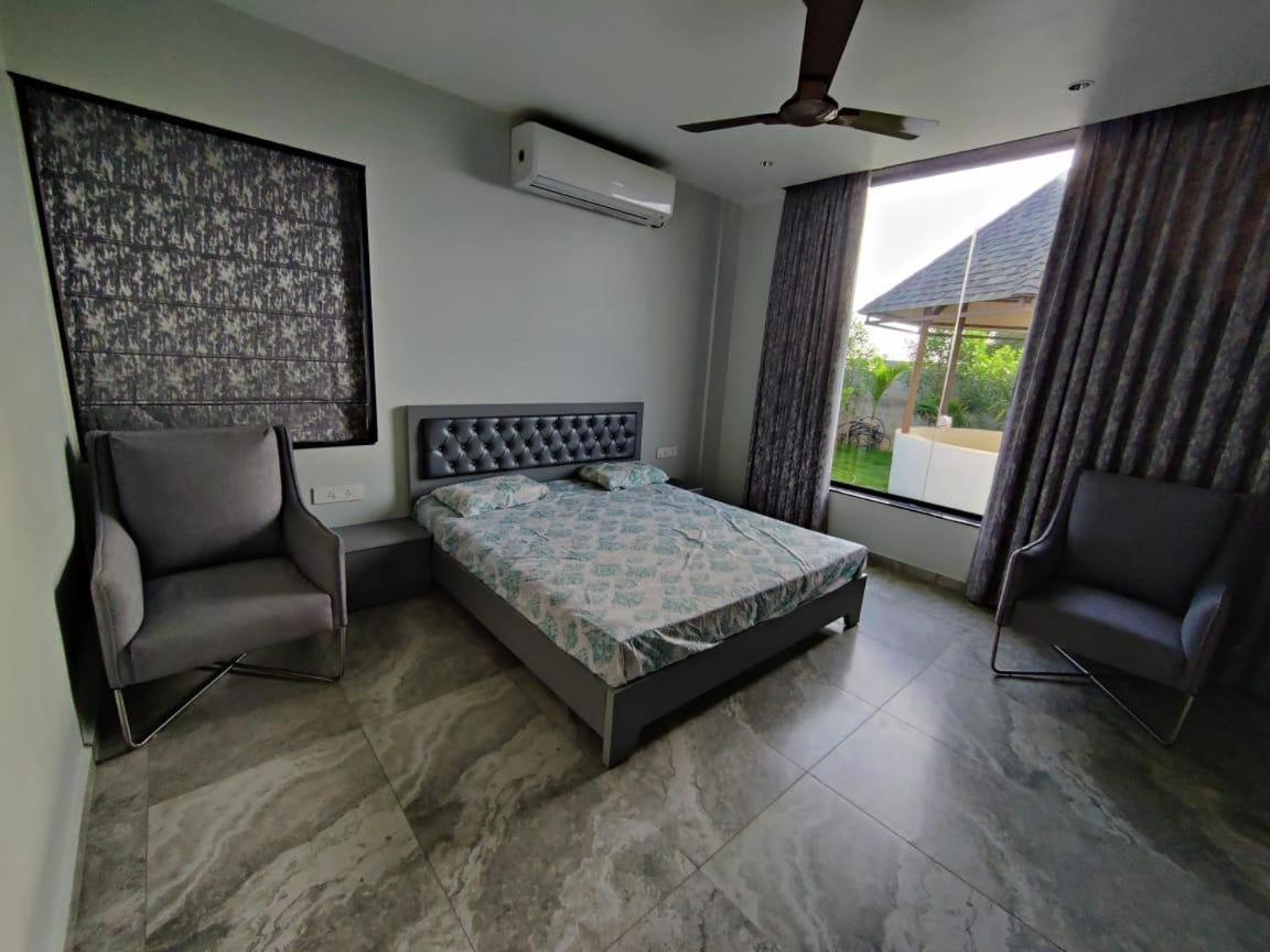 V R Farms Exotic Villa Venkatāpur エクステリア 写真