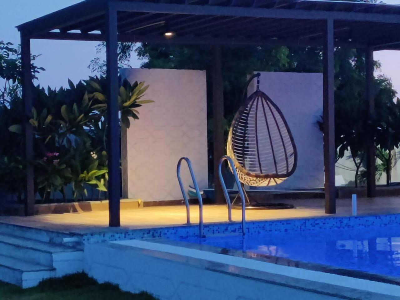 V R Farms Exotic Villa Venkatāpur エクステリア 写真