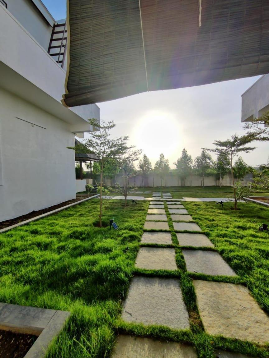 V R Farms Exotic Villa Venkatāpur エクステリア 写真