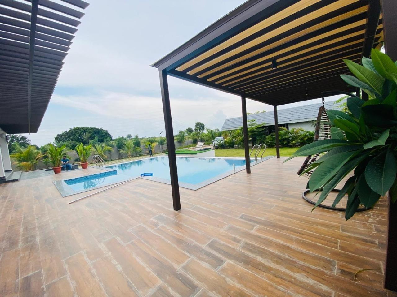 V R Farms Exotic Villa Venkatāpur エクステリア 写真