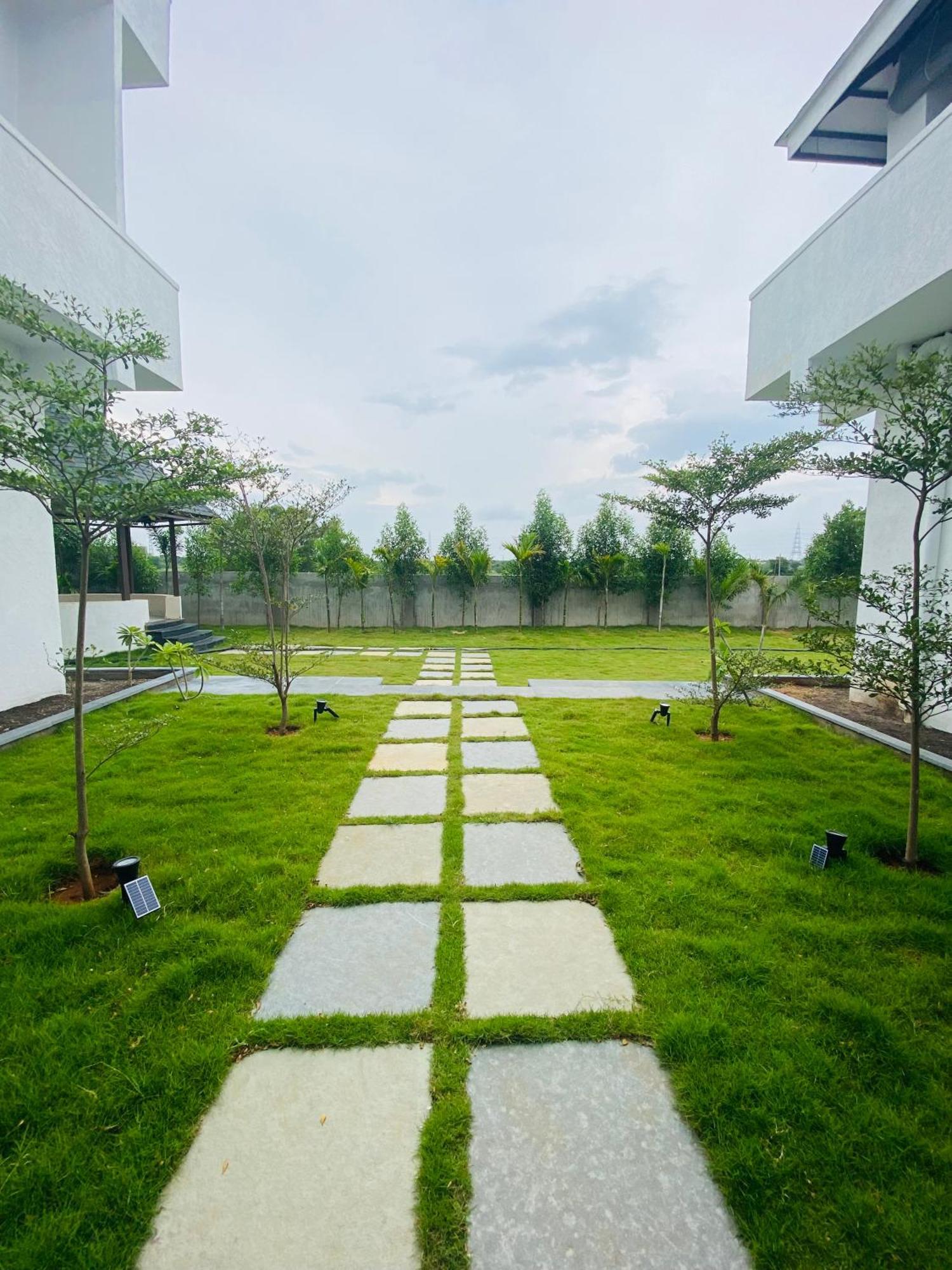 V R Farms Exotic Villa Venkatāpur エクステリア 写真